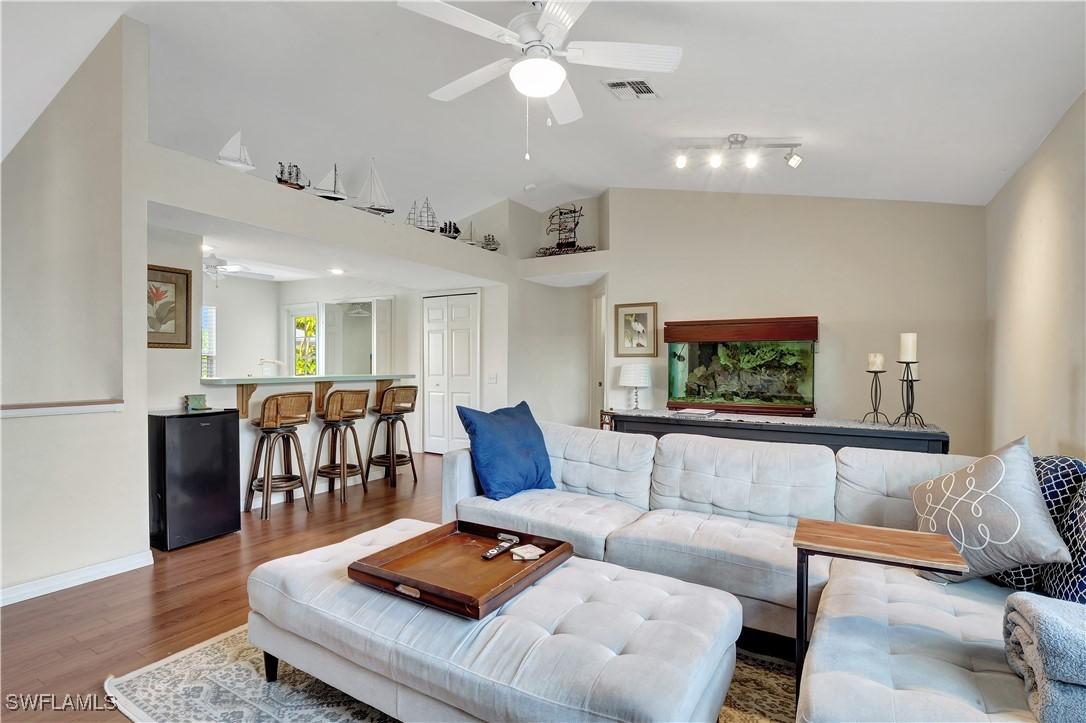 768 Park Ave., Naples, FL 34110