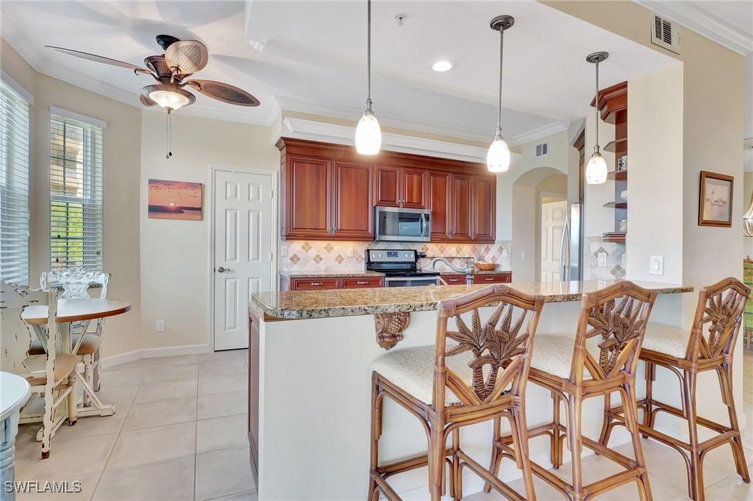 201 Vintage Bay Dr. #B12, Marco Island, FL 34145