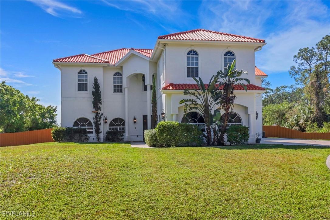 3190 25th Ave., Naples, FL 34117