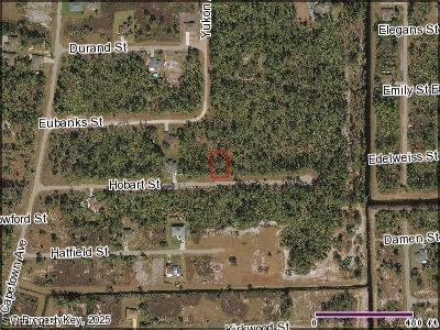 1037 Hobart St., Lehigh Acres, FL 33974