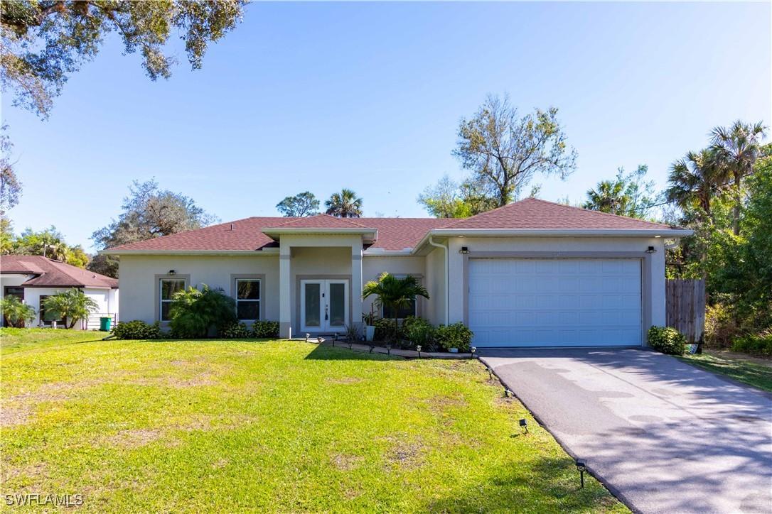 3302 Desoto Blvd., Naples, FL 34117