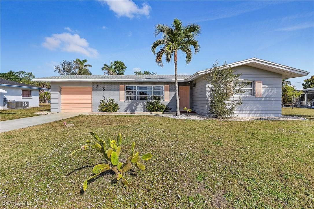 513 Monterey Ave., Cape Coral, FL 33904