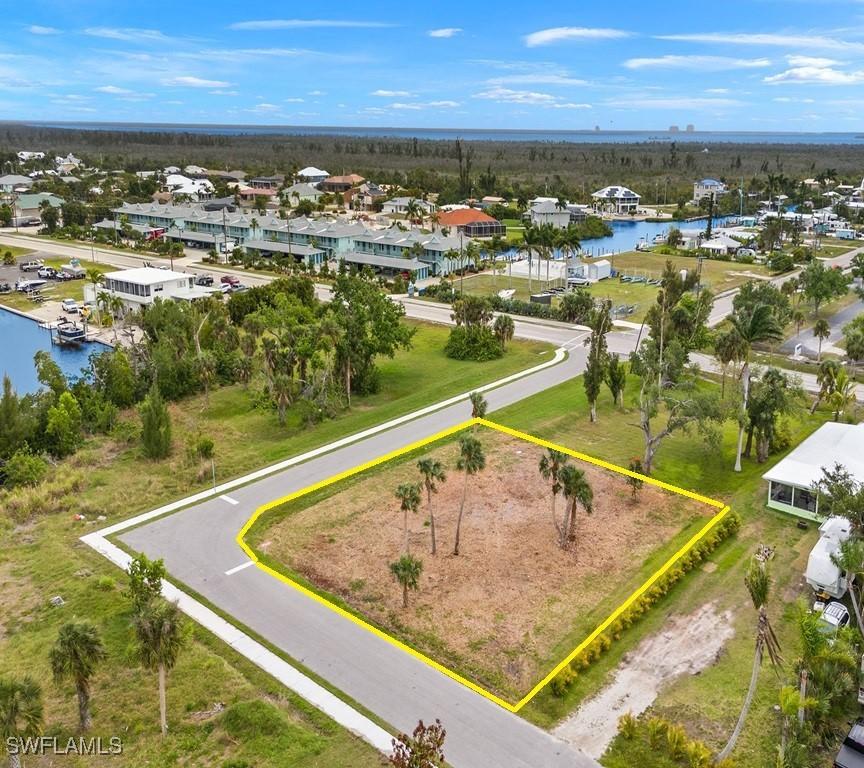 2770 Olive St., St James City, FL 33956