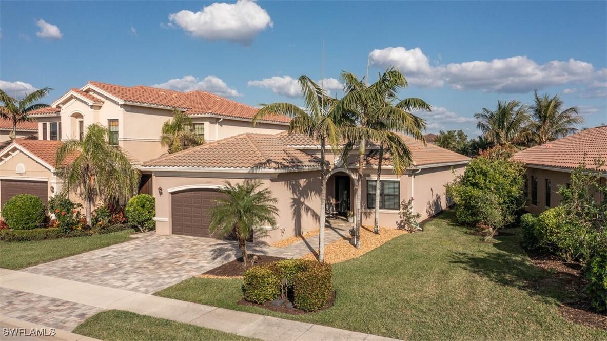 13517 Mandarin Cir., Naples, FL 34109