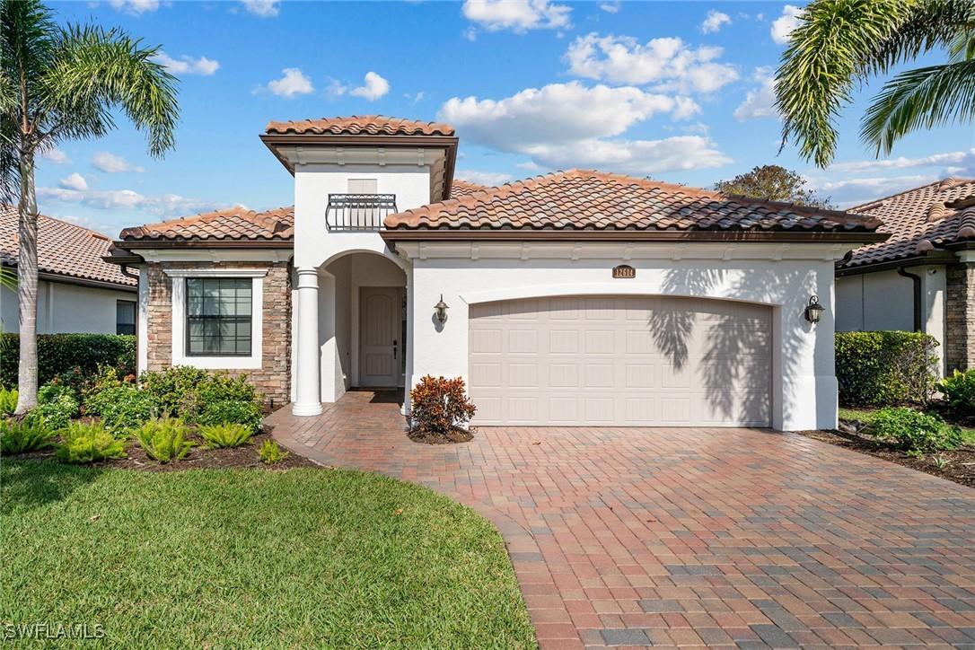 12614 Fenhurst Way, Naples, FL 34120