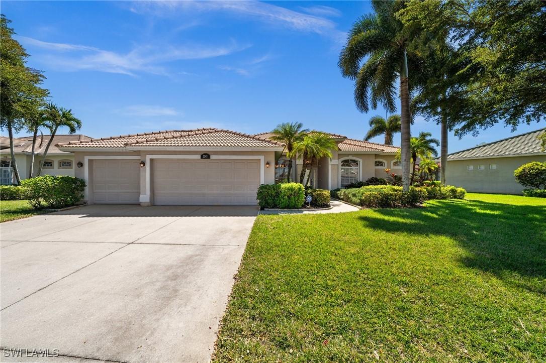 2243 Oxford Ridge Cir., Lehigh Acres, FL 33973