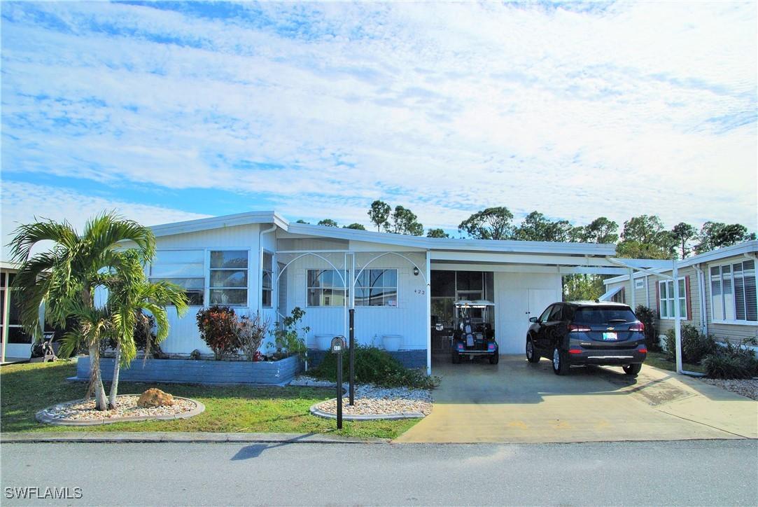 422 Snead Dr., North Fort Myers, FL 33903