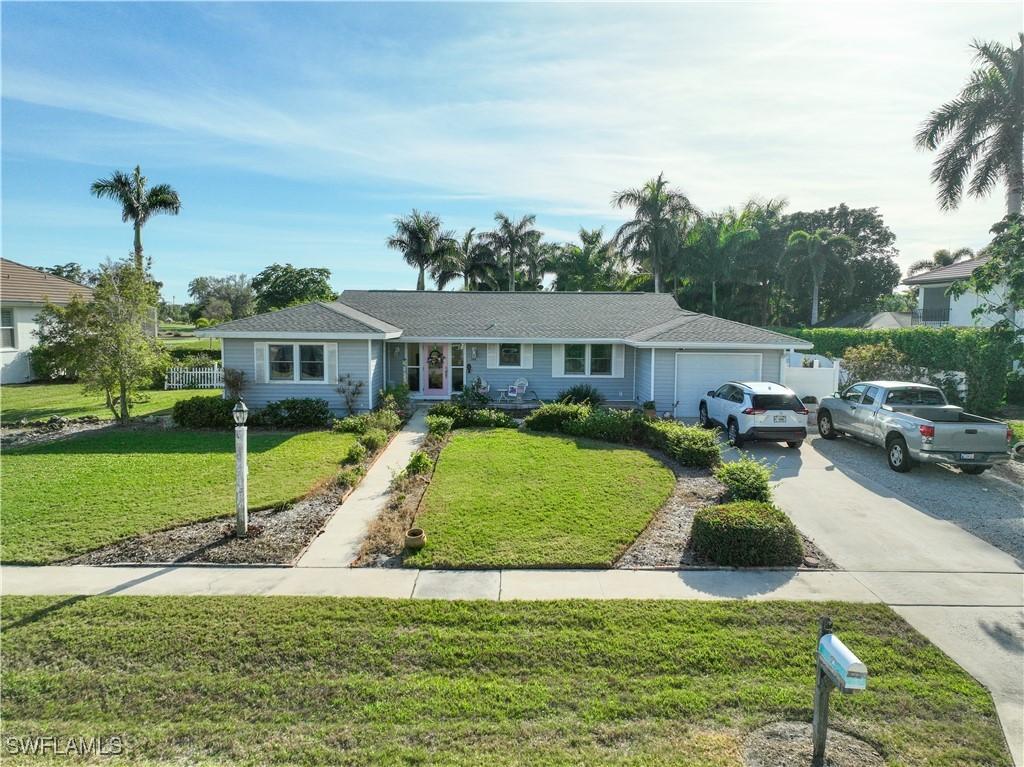 190 Society Ct., Marco Island, FL 34145