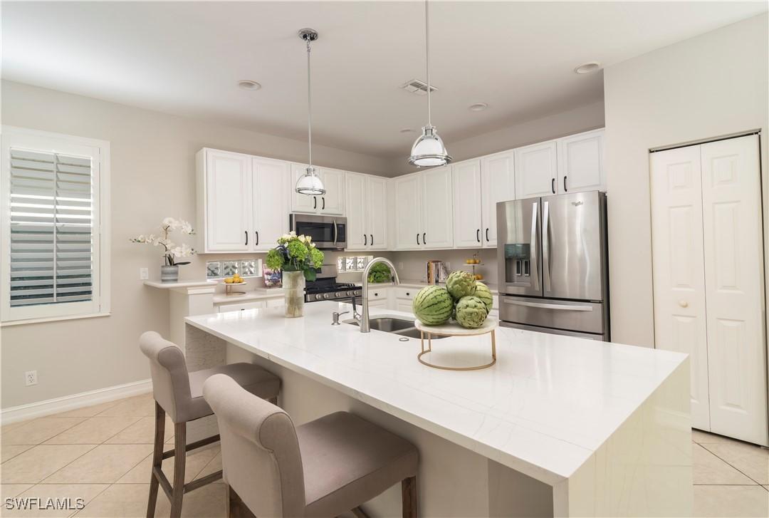 1920 Tarpon Bay Dr. #105, Naples, FL 34119