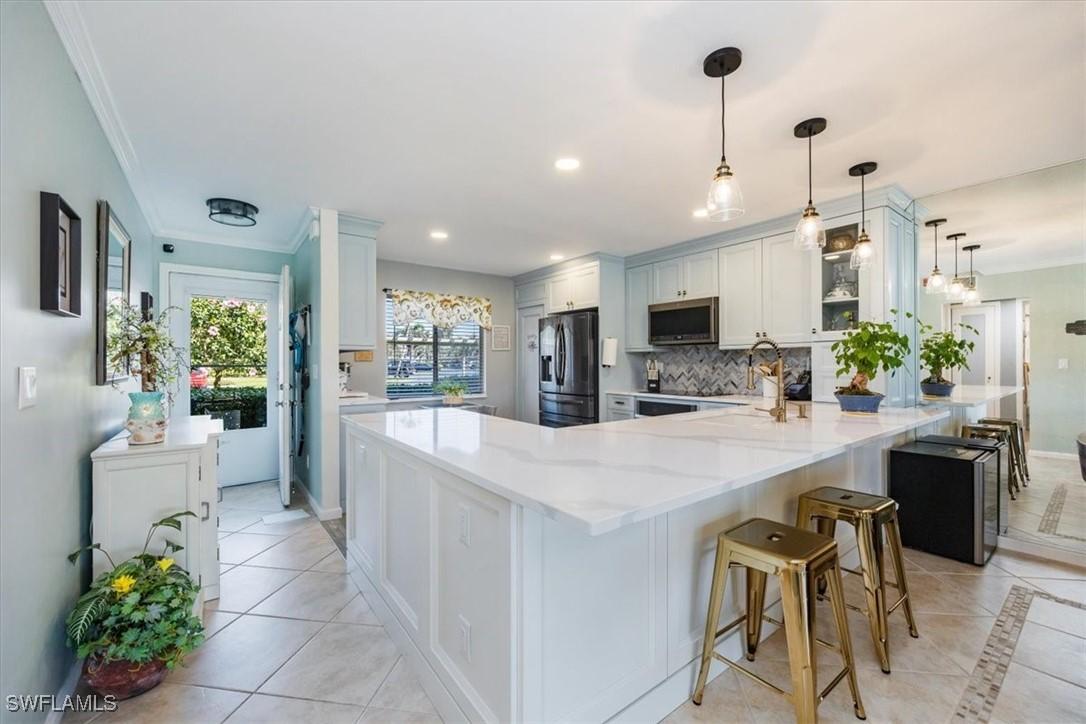 4572 Andover Way #C102, Naples, FL 34112