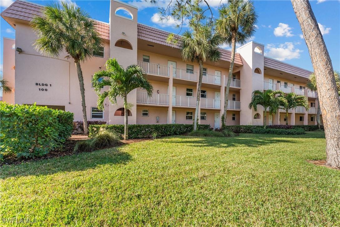 100 Forest Lakes Blvd. #107, Naples, FL 34105