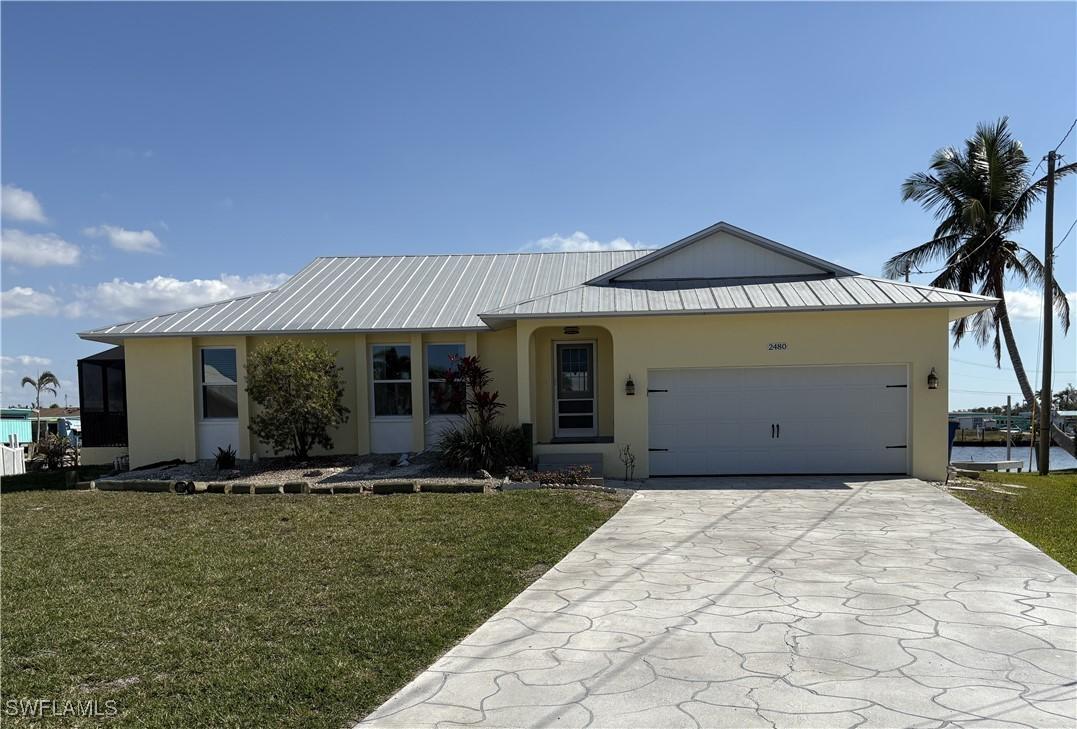 2480 Bayshore Dr., Matlacha, FL 33993