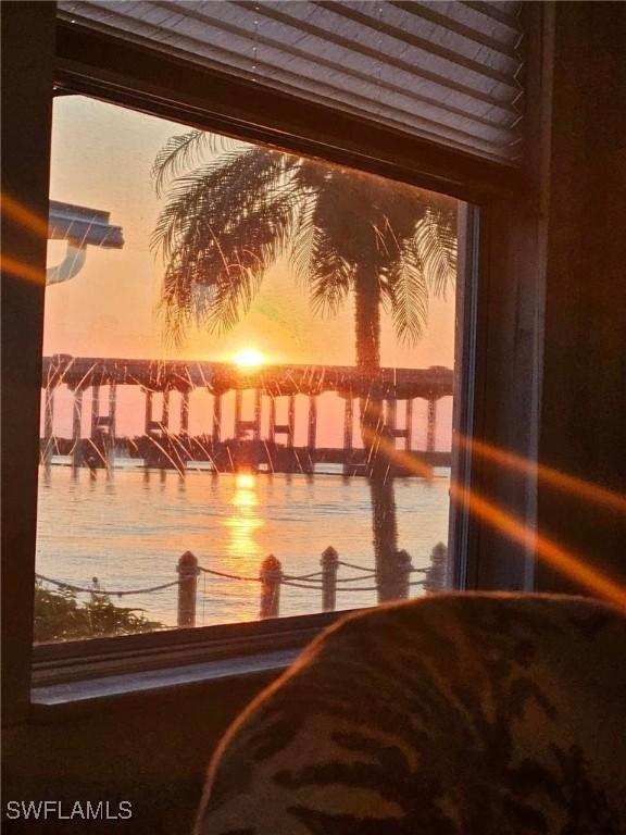317 Shoreland Dr., Fort Myers, FL 33905