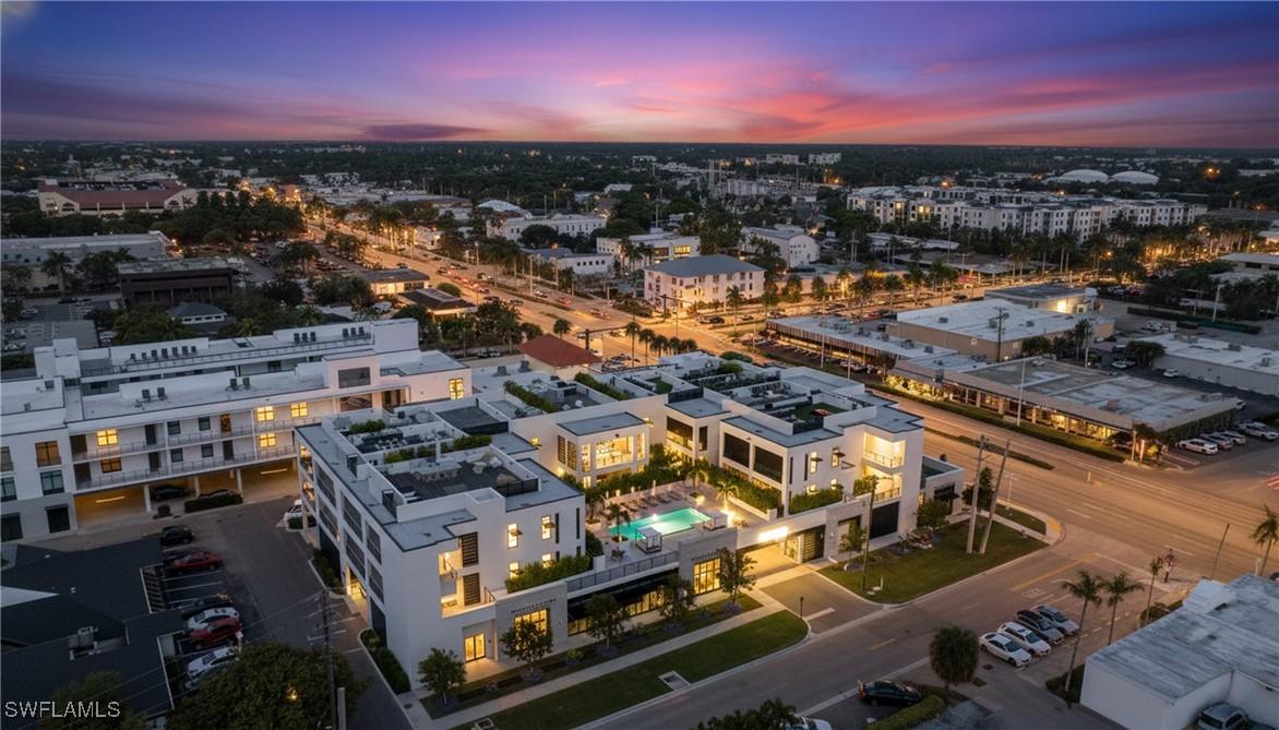 82 9th St. #303, Naples, FL 34102