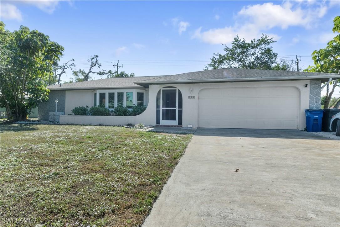 2300 Jasper Ave., Fort Myers, FL 33907
