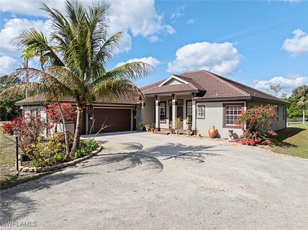 2671 72nd Ave., Naples, FL 34120