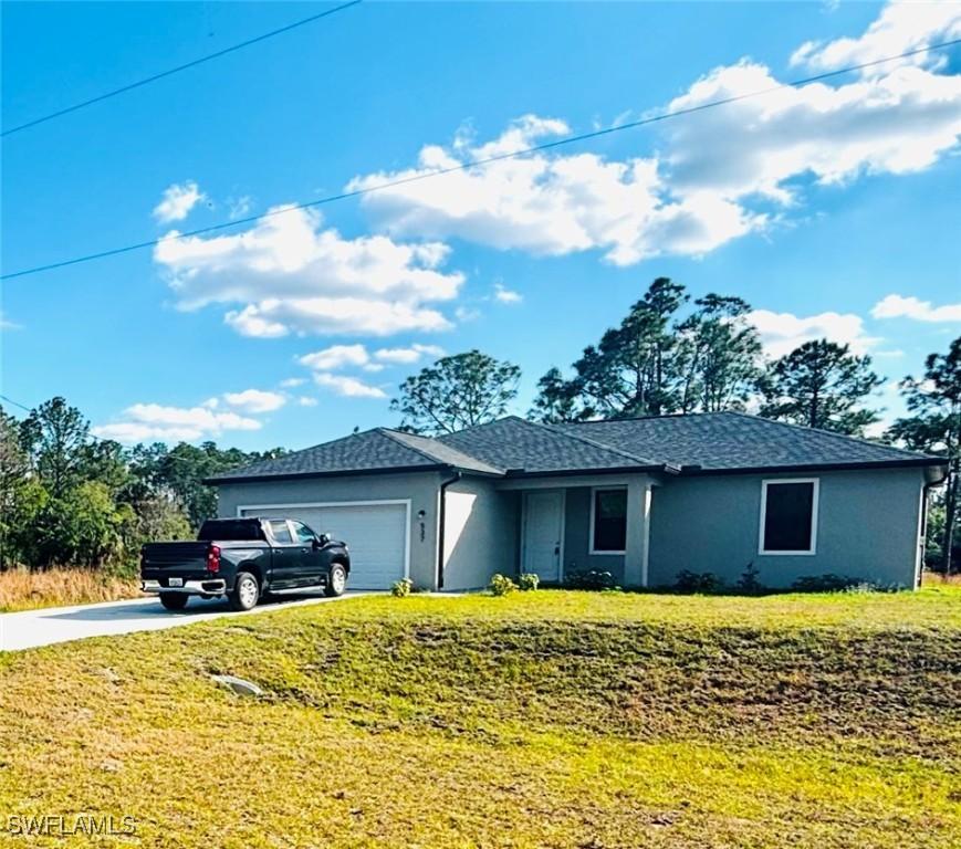 537 Greenbriar Blvd., Lehigh Acres, FL 33972