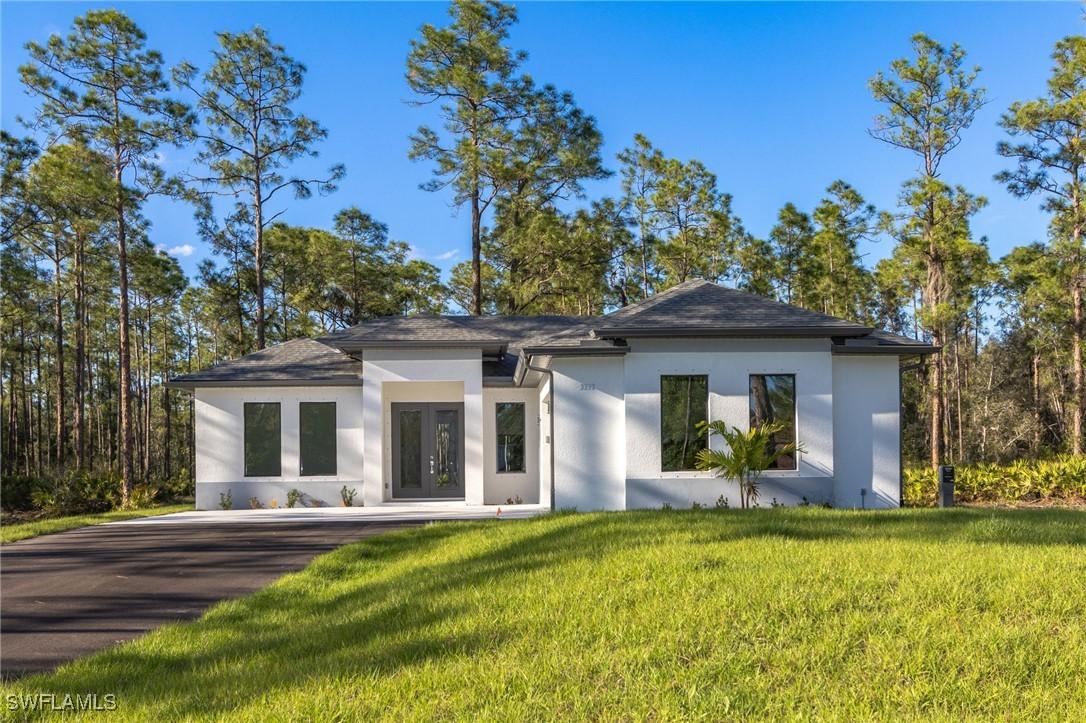 4332 12th St., Naples, FL 34120