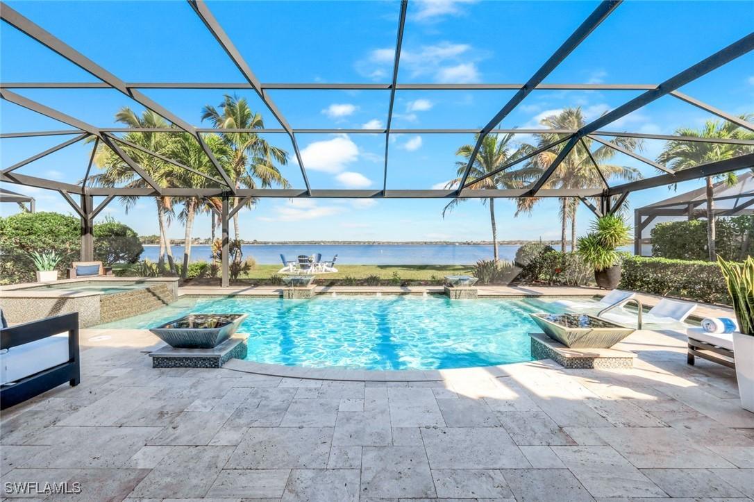 9059 Breakwater Dr., Naples, FL 34120