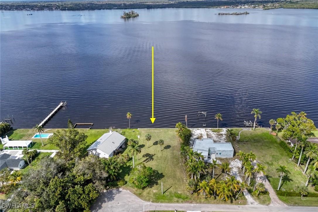 4385 E Riverside Dr., Fort Myers, FL 33905