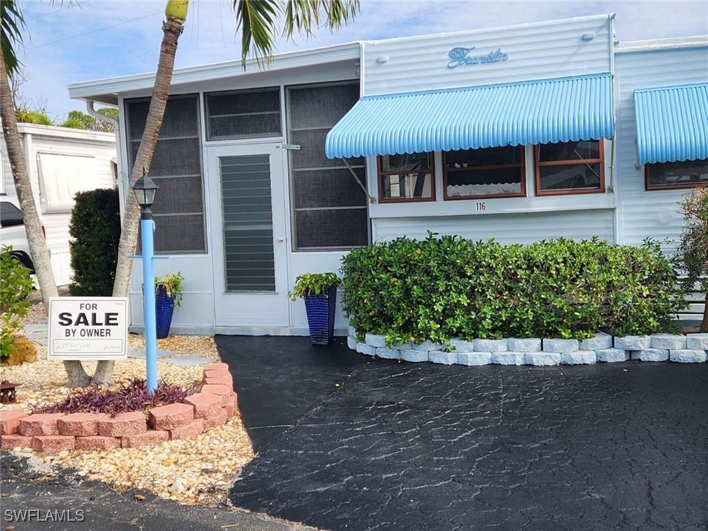 116 Duncan Ln. #240, Naples, FL 34114