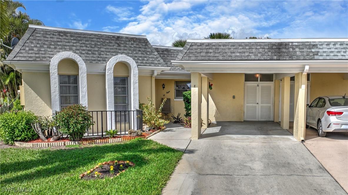8 Park Lane Cir., Lehigh Acres, FL 33936