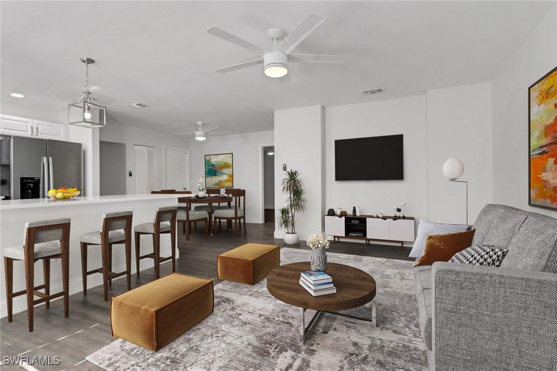 779 108th Ave., Naples, FL 34108