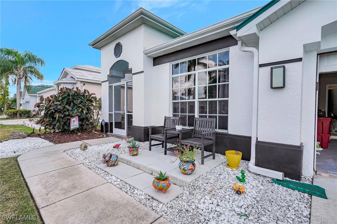 1741 Emerald Cove Cir., Cape Coral, FL 33991