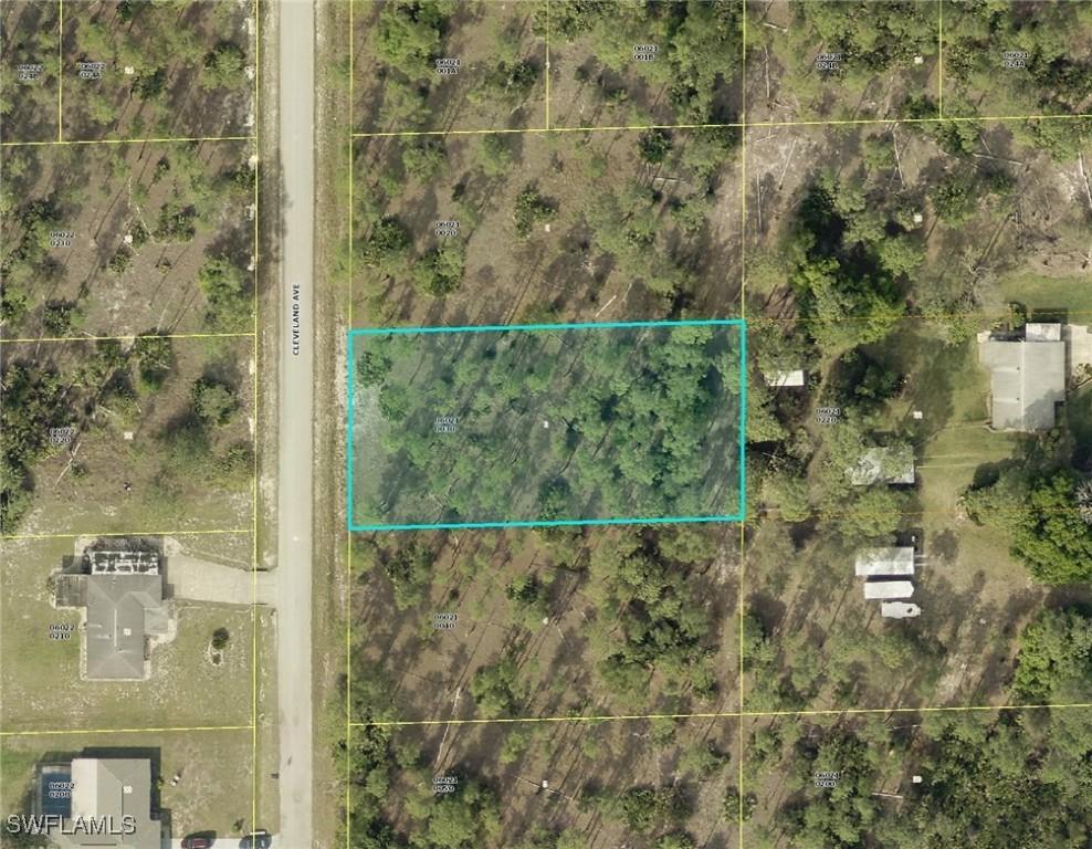 1318 Cleveland Ave., Lehigh Acres, FL 33972