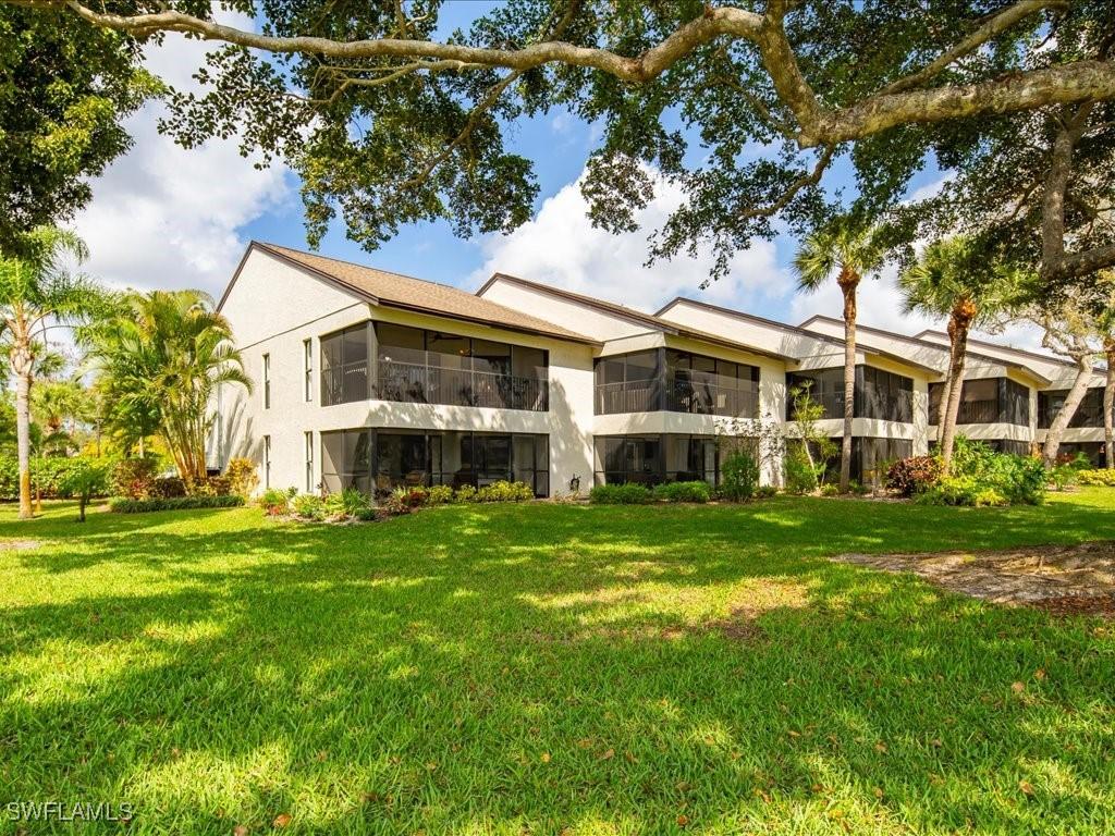 1802 Kings Lake Blvd. #105, Naples, FL 34112