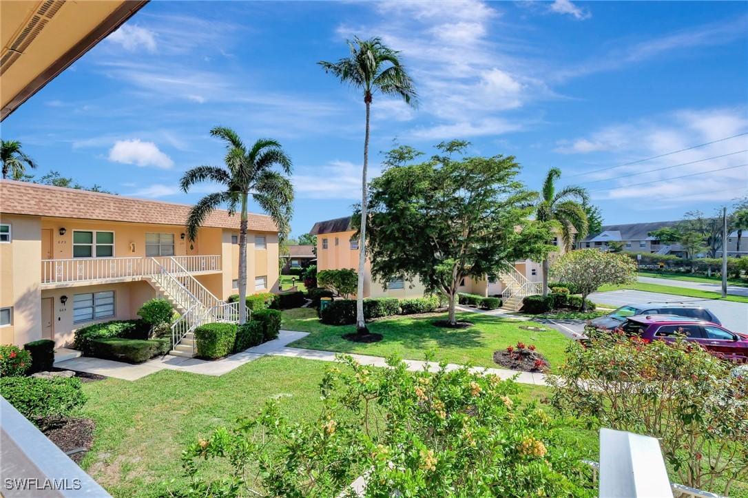657 Palm View Dr. #A3, Naples, FL 34110