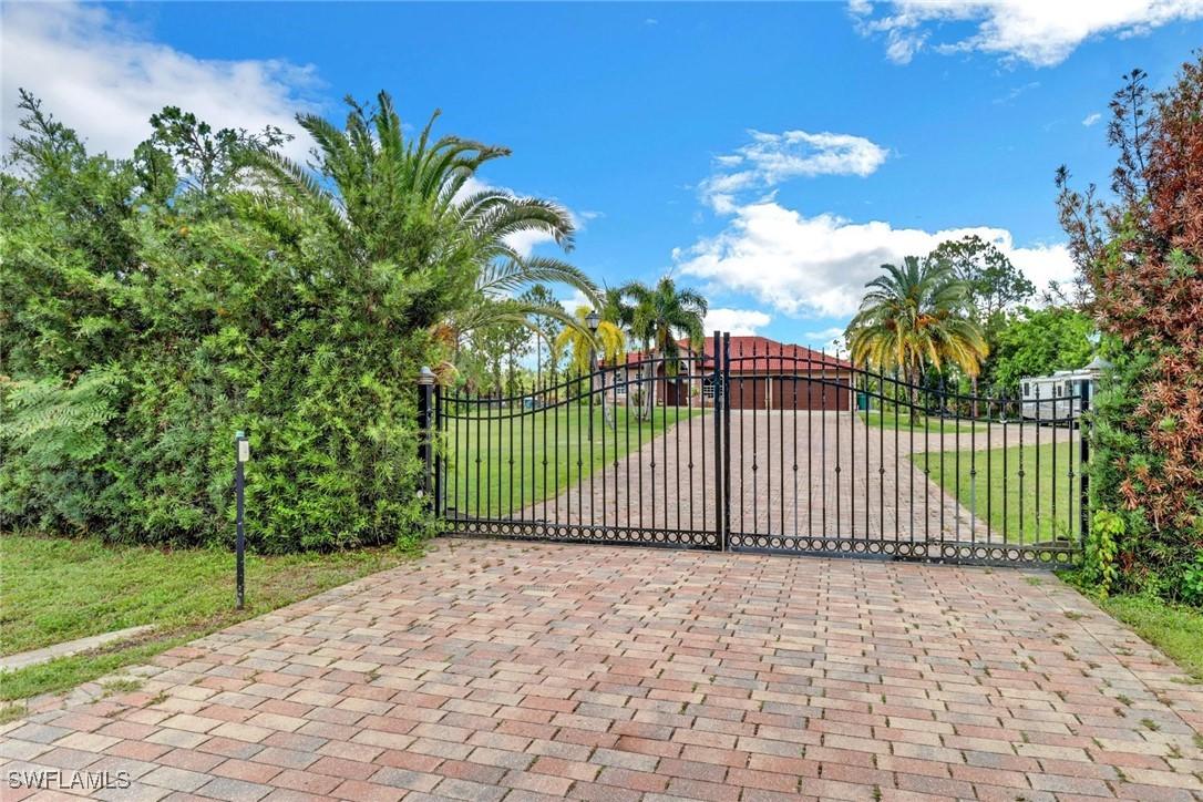 1911 47th Ave., Naples, FL 34120