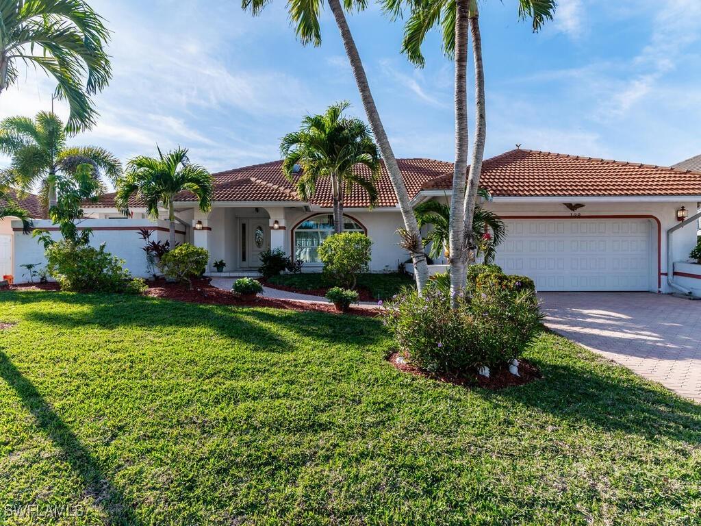 138 N Barfield Dr., Marco Island, FL 34145