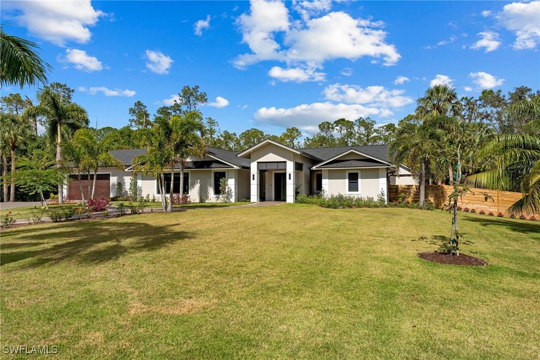 4721 1st Ave., Naples, FL 34119