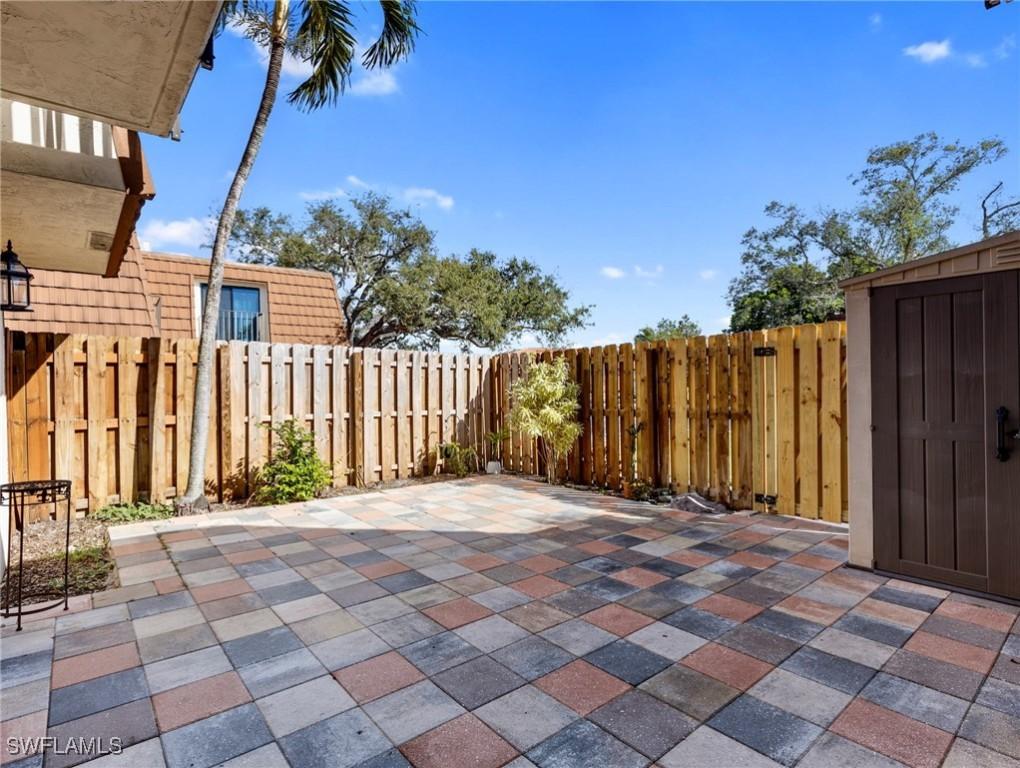 1430 Park Shore Cir. #4, Fort Myers, FL 33901