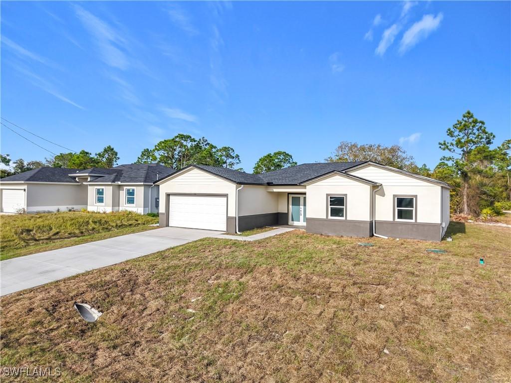 336 Hermosa Ave., Lehigh Acres, FL 33974