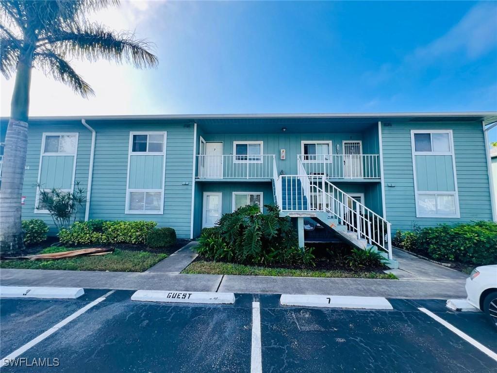 134 Cypress Way #3, Naples, FL 34110