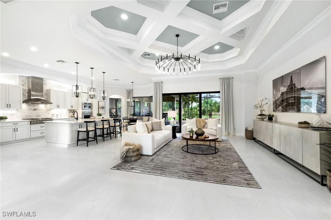 6851 Lakewood Isle Dr., Fort Myers, FL 33908