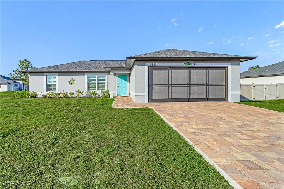 2523 NW 27th Ter., Cape Coral, FL 33993