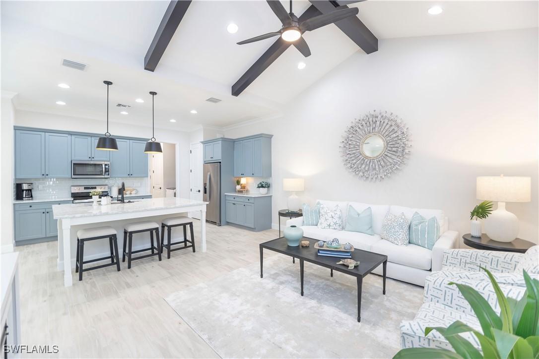 7160 Cayo Coco Ln., Naples, FL 34113