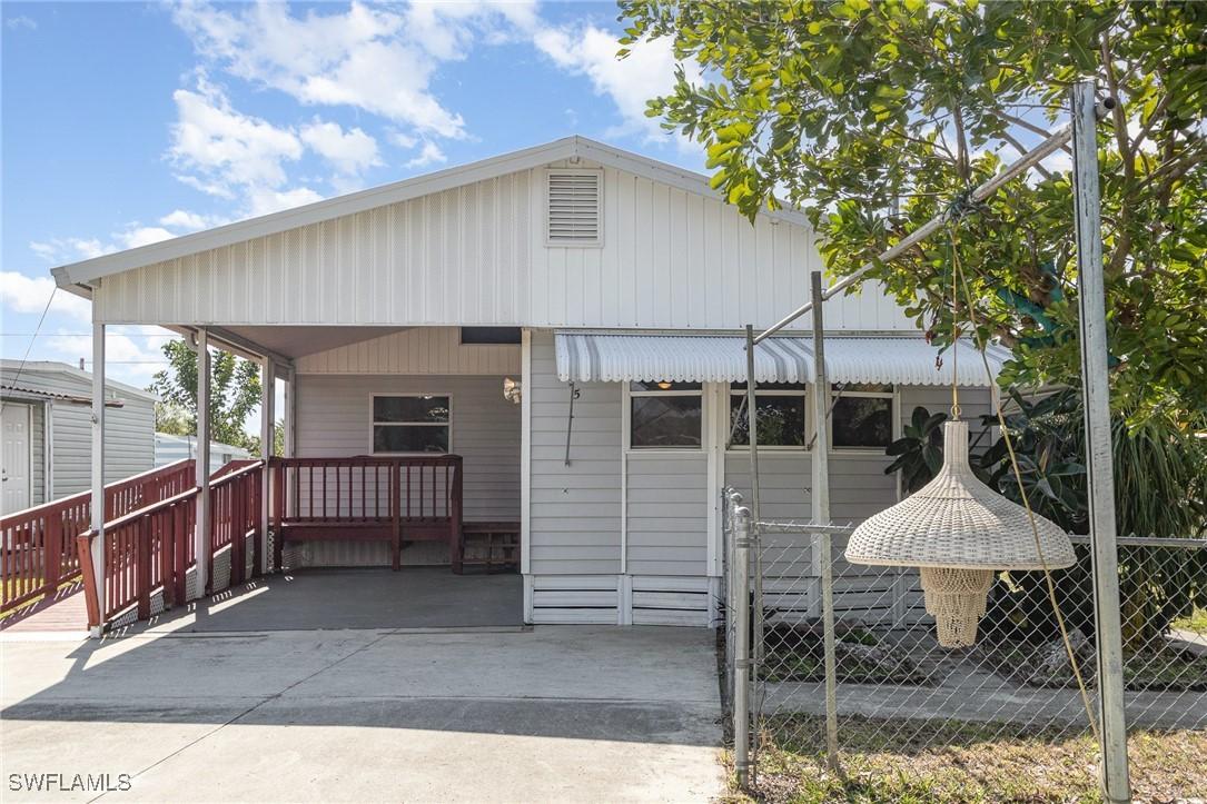 19621 N Tamiami Tr. #5, North Fort Myers, FL 33903