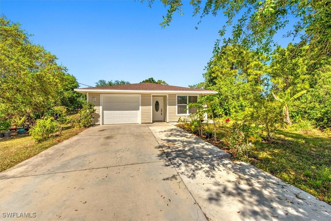 5011 Moon Ln., Labelle, FL 33935