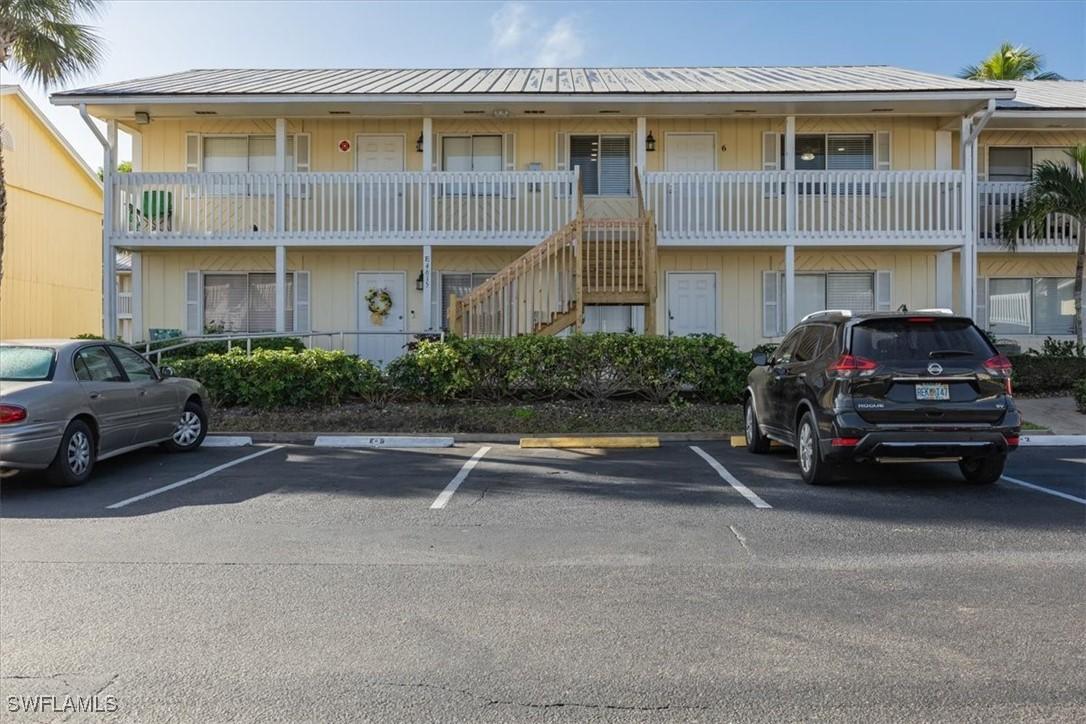 4615 Bayshore Dr. #E6, Naples, FL 34112