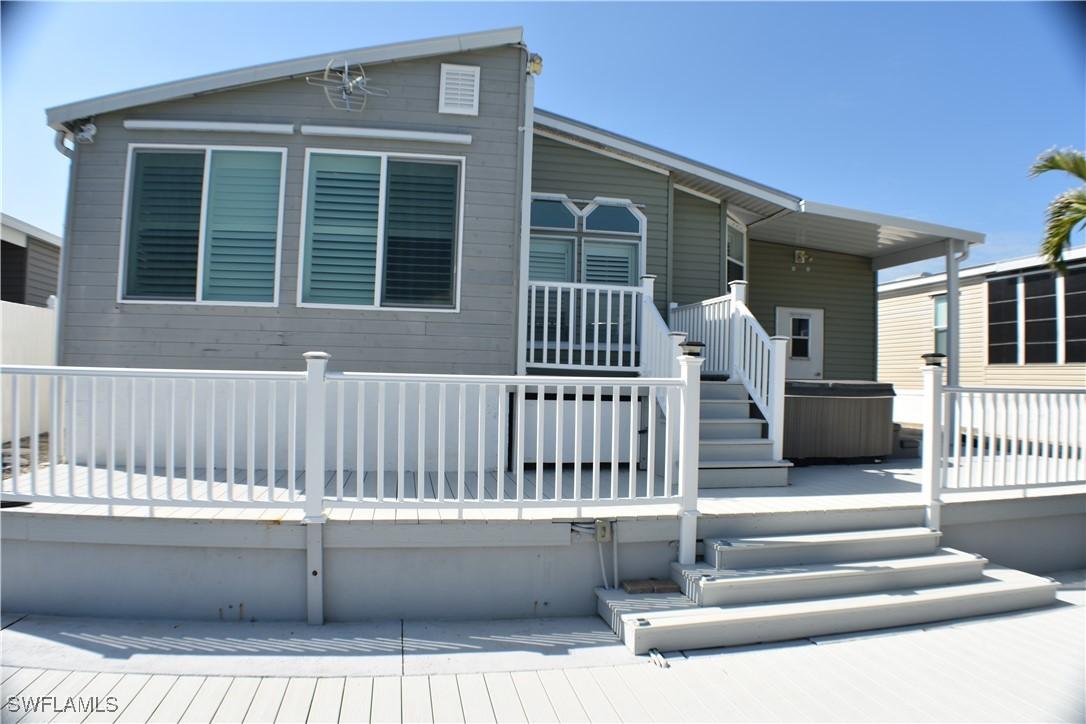3048 Sloop Ln., St James City, FL 33956