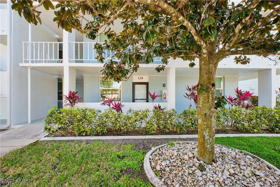 5959 Winkler Rd. #118, Fort Myers, FL 33919