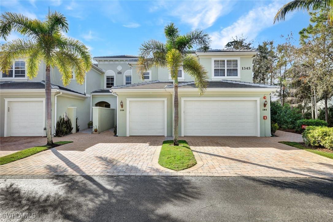 1345 Mariposa Cir. #5, Naples, FL 34105