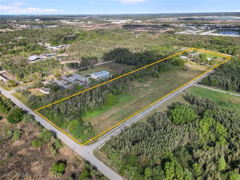 321 Brandy Ln., Naples, FL 34114