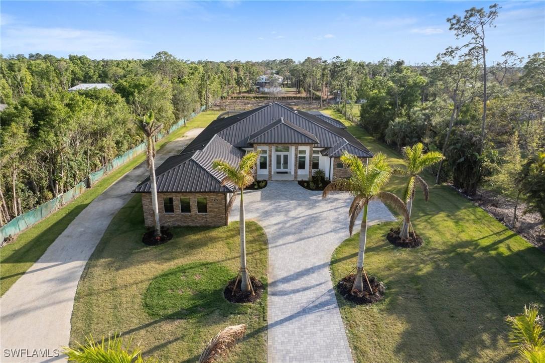 7040 Sable Ridge Ln., Naples, FL 34109