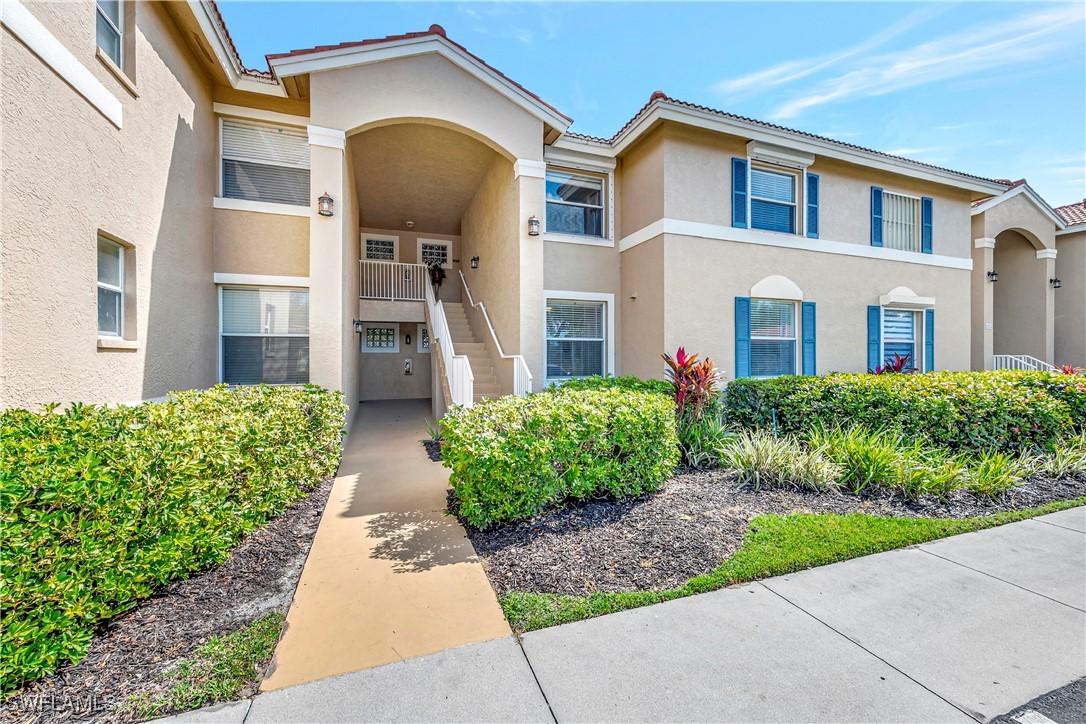 6528 Huntington Lakes Cir. #102, Naples, FL 34119