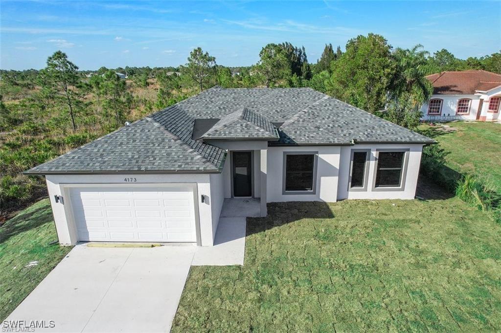 4122 10th Ave., Naples, FL 34117